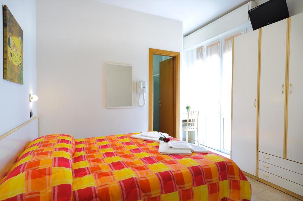 Hotel Petrarca リミニ 部屋 写真